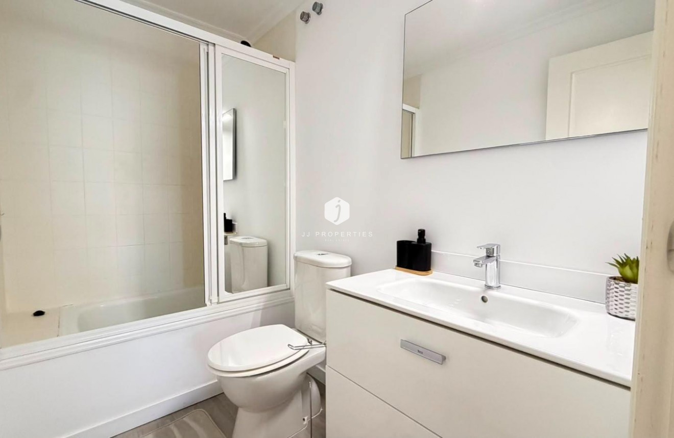 Aus zweiter Hand - Wohnung -
Torrevieja - Centro - Muelle Pesquero