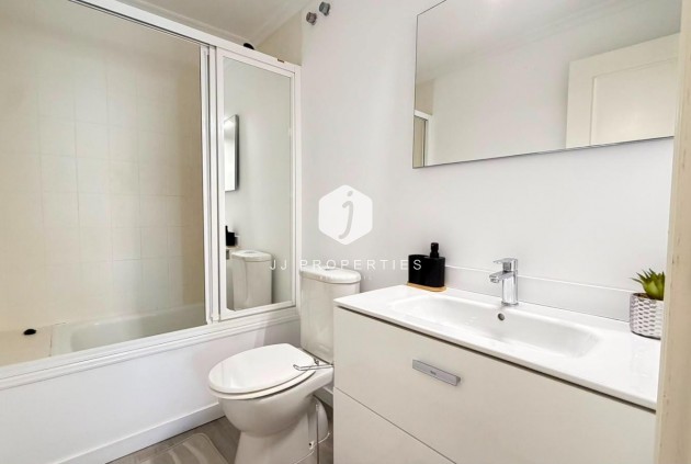 Aus zweiter Hand - Wohnung -
Torrevieja - Centro - Muelle Pesquero