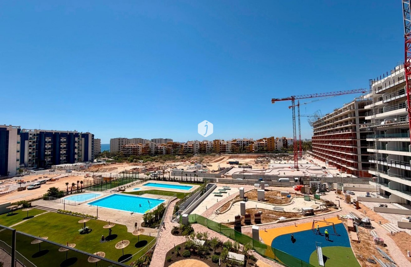 Tweedehands - Appartement / flat -
Torrevieja - Punta prima