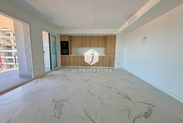 Tweedehands - Appartement / flat -
Torrevieja - Punta prima
