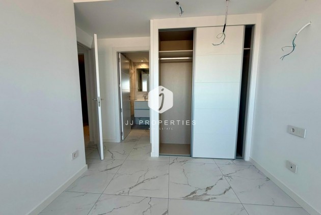 Tweedehands - Appartement / flat -
Torrevieja - Punta prima