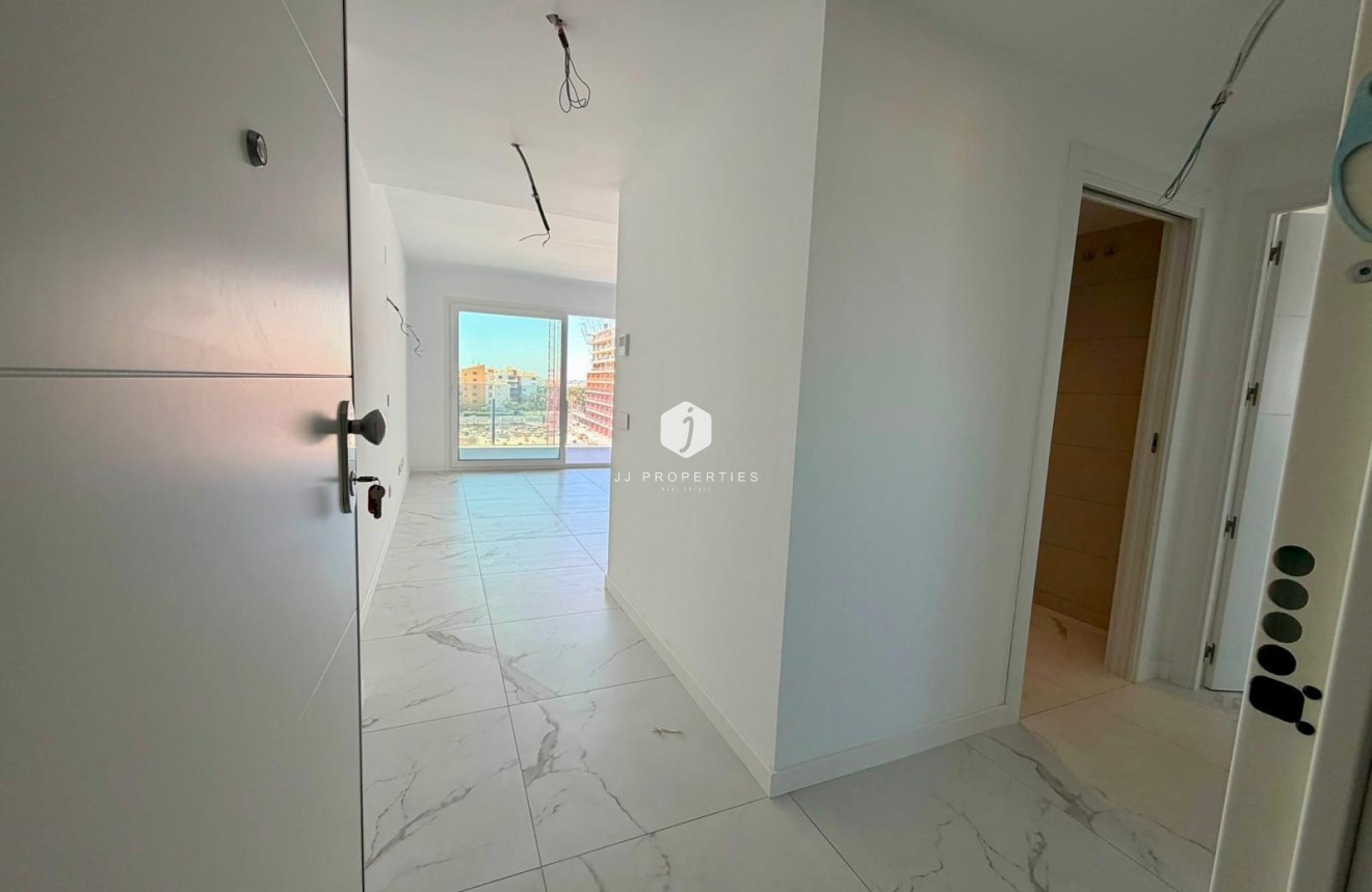 Tweedehands - Appartement / flat -
Torrevieja - Punta prima