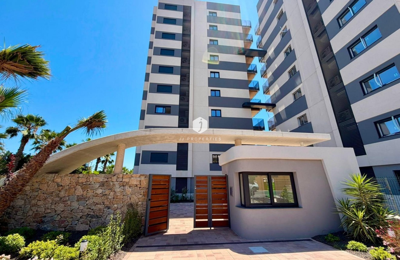 Tweedehands - Appartement / flat -
Torrevieja - Punta prima