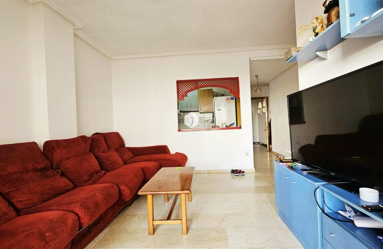 Resale - Apartment / flat -
Torrevieja - Playa de los Locos