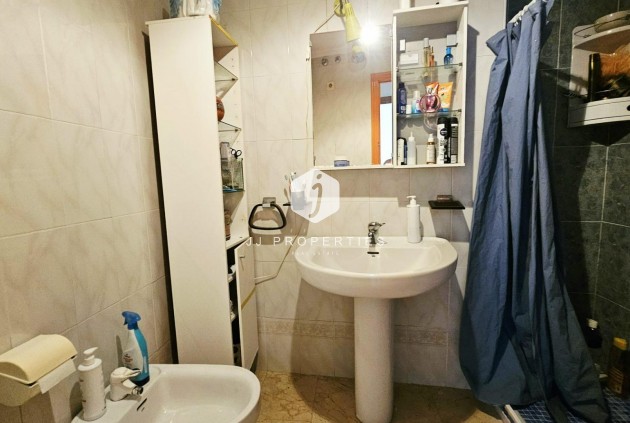 Resale - Apartment / flat -
Torrevieja - Playa de los Locos
