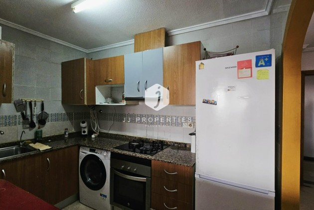 Resale - Apartment / flat -
Torrevieja - Playa de los Locos