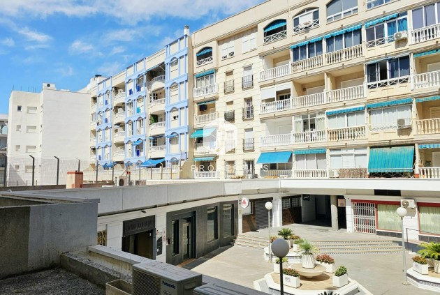 Resale - Apartment / flat -
Torrevieja - Playa de los Locos