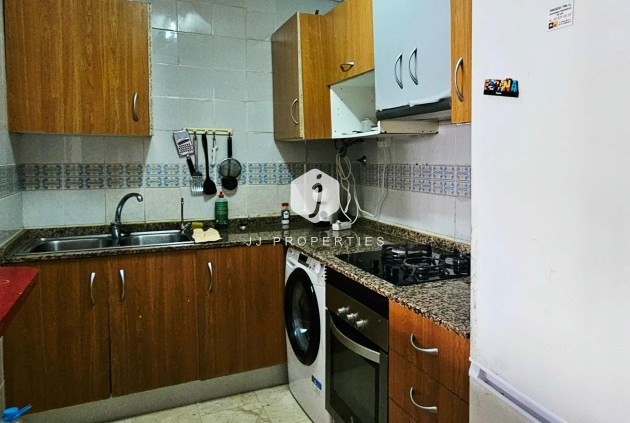 Resale - Apartment / flat -
Torrevieja - Playa de los Locos