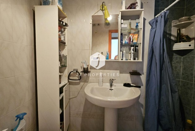 Resale - Apartment / flat -
Torrevieja - Playa de los Locos