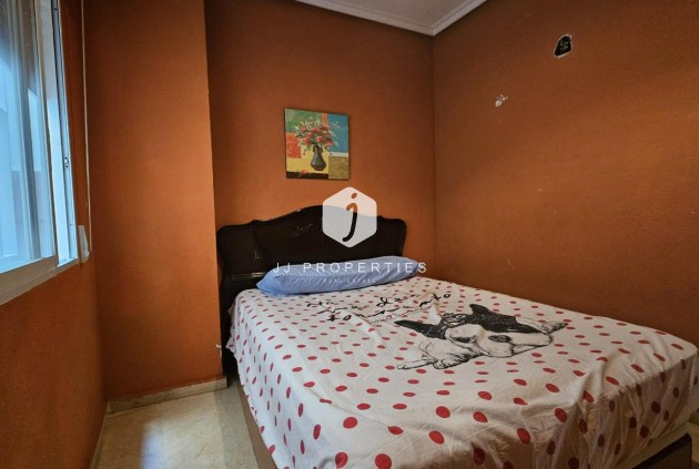 Resale - Apartment / flat -
Torrevieja - Playa de los Locos