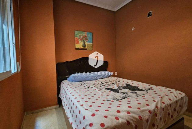 Resale - Apartment / flat -
Torrevieja - Playa de los Locos