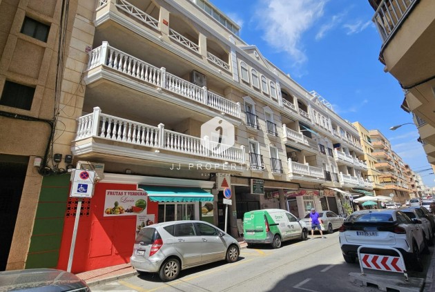 Resale - Apartment / flat -
Torrevieja - Playa de los Locos