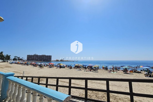 Resale - Apartment / flat -
Torrevieja - Playa de los Locos