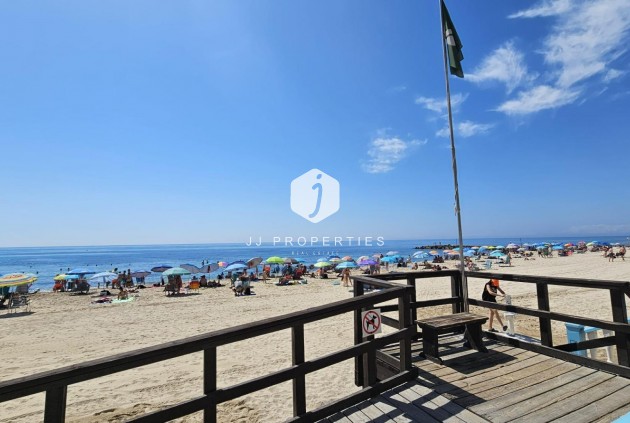 Resale - Apartment / flat -
Torrevieja - Playa de los Locos