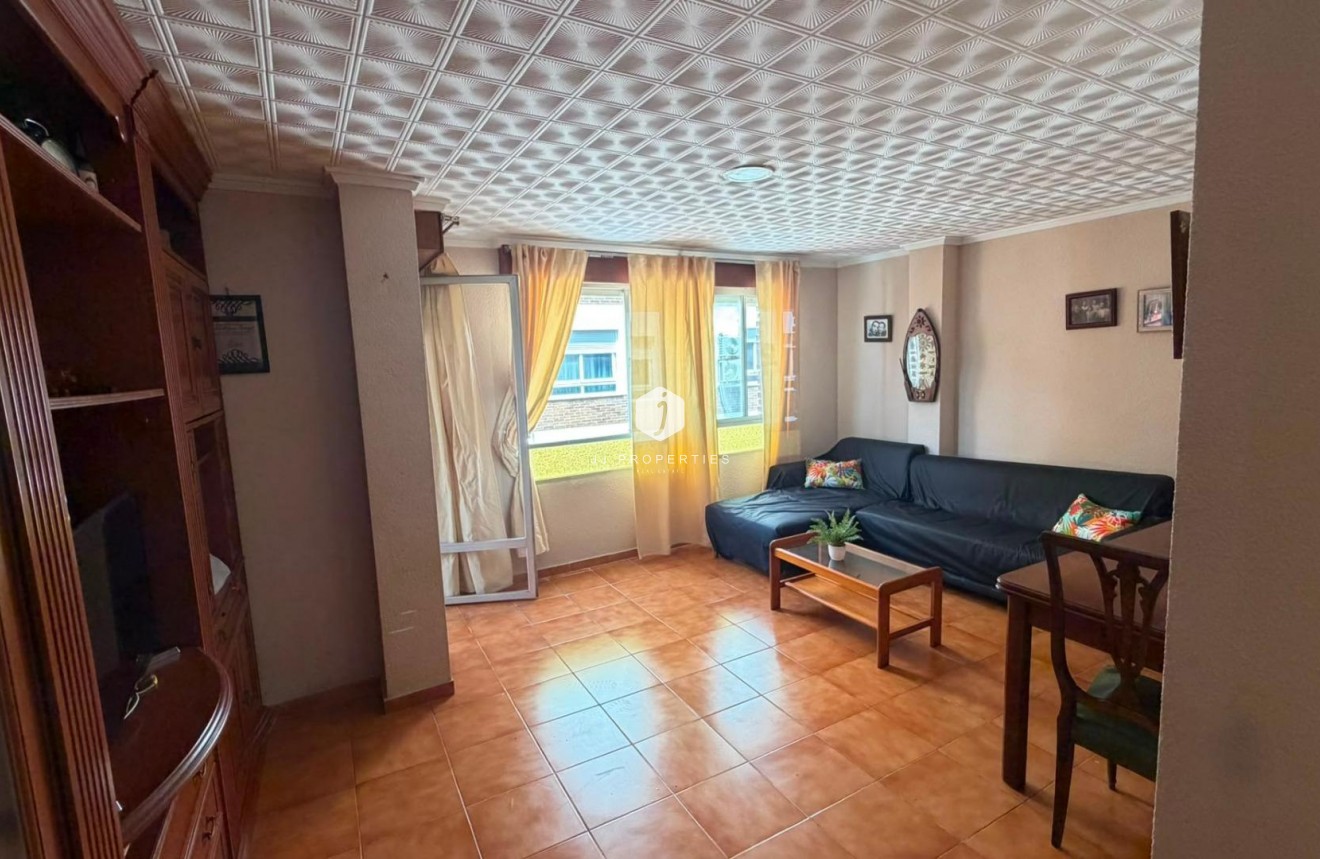 Tweedehands - Appartement / flat -
Torrevieja