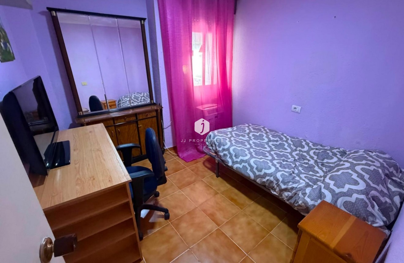 Tweedehands - Appartement / flat -
Torrevieja