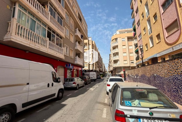 Aus zweiter Hand - Wohnung -
Torrevieja - Habaneras