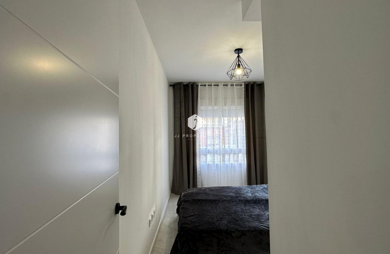 D'occasion - Appartement -
Torrevieja