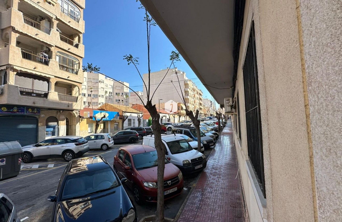 D'occasion - Appartement -
Torrevieja