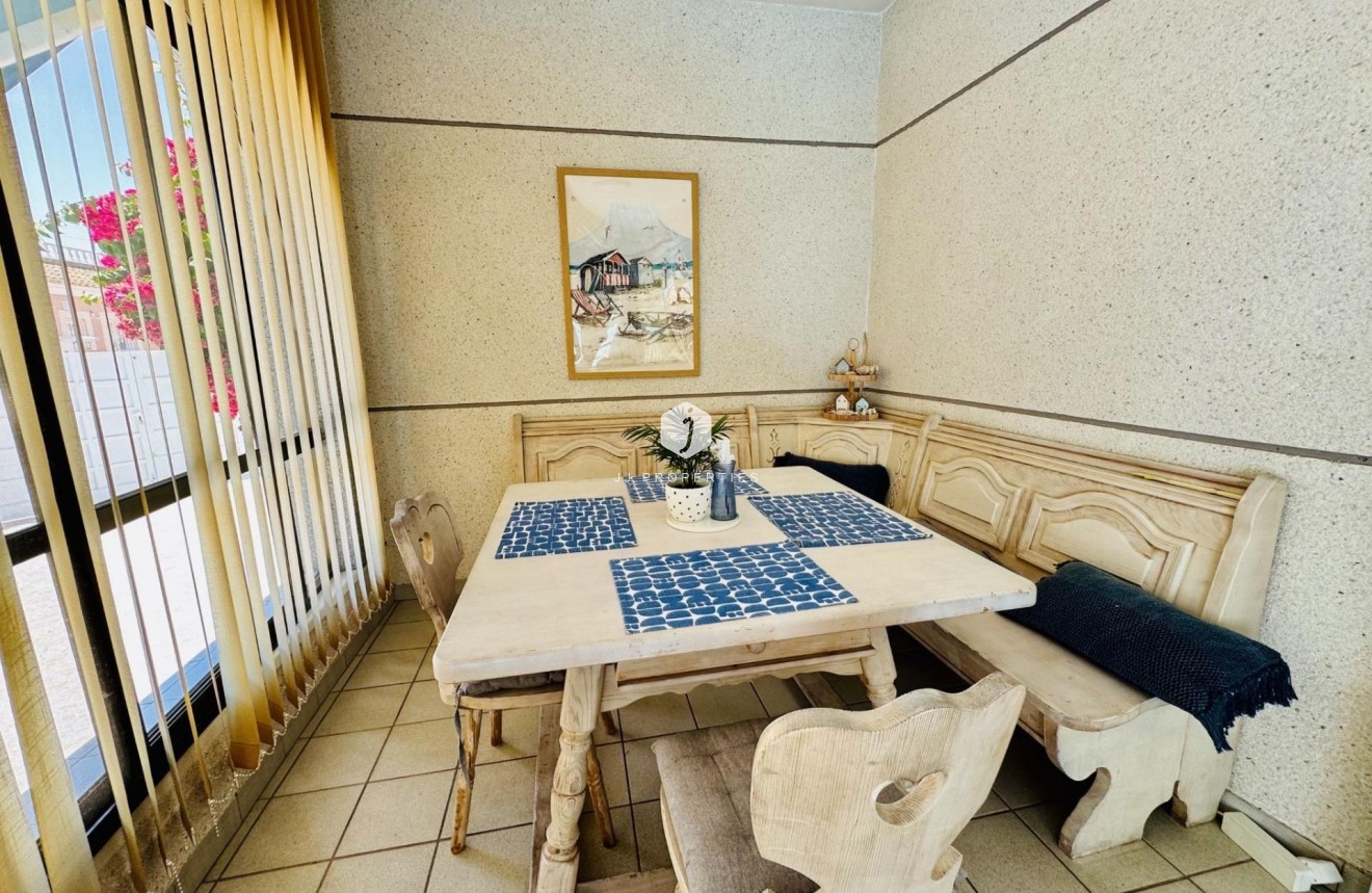 D'occasion - Villa -
Torrevieja - La Siesta - El Salado - Torreta