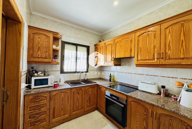 D'occasion - Villa -
Torrevieja - La Siesta - El Salado - Torreta