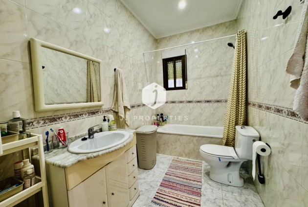 D'occasion - Villa -
Torrevieja - La Siesta - El Salado - Torreta