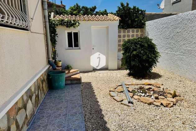 D'occasion - Villa -
Torrevieja - La Siesta - El Salado - Torreta
