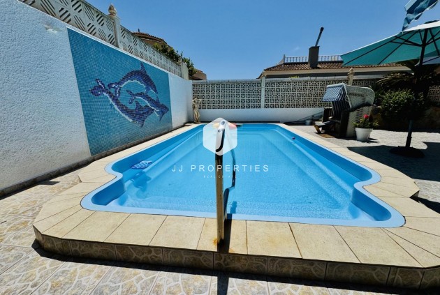 D'occasion - Villa -
Torrevieja - La Siesta - El Salado - Torreta