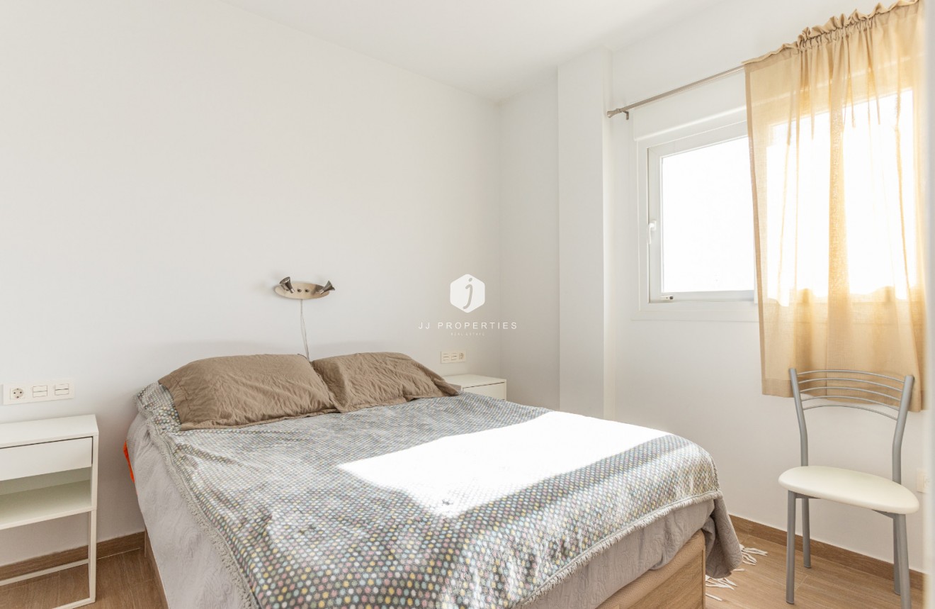 D'occasion - Appartement -
Torrevieja - Costa Blanca