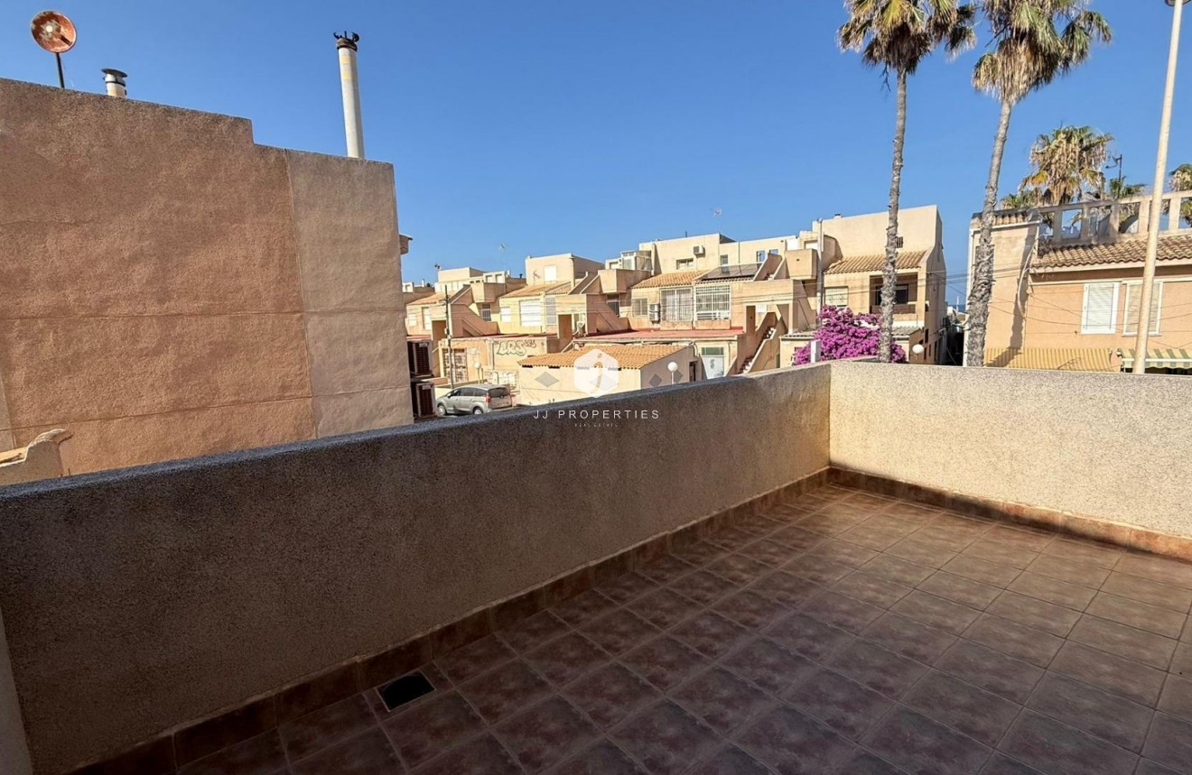 Tweedehands - duplex -
Torrevieja - Los Frutales