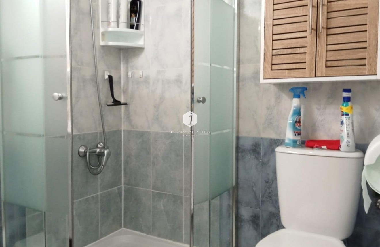 D'occasion - Bungalow -
Torrevieja - Torretas