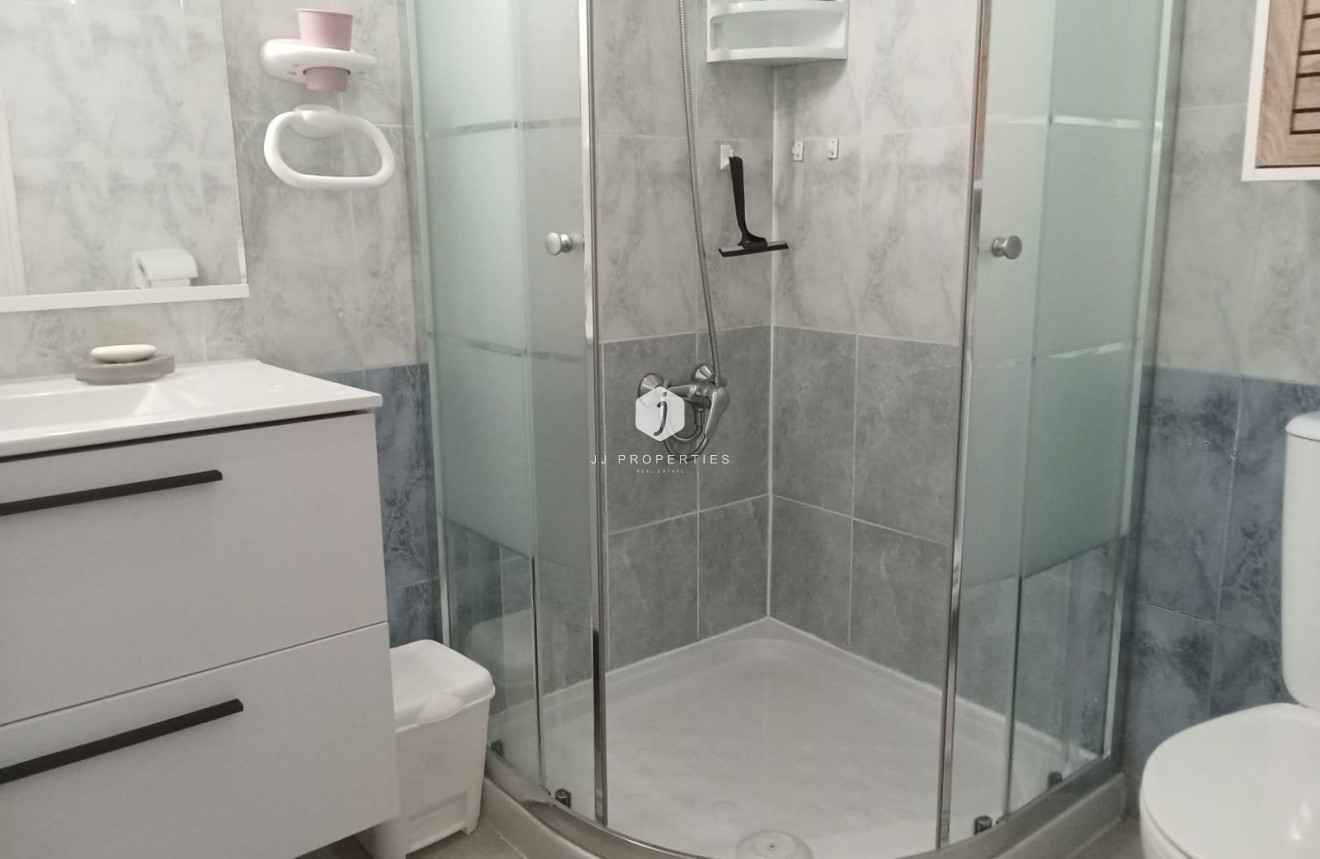 D'occasion - Bungalow -
Torrevieja - Torretas