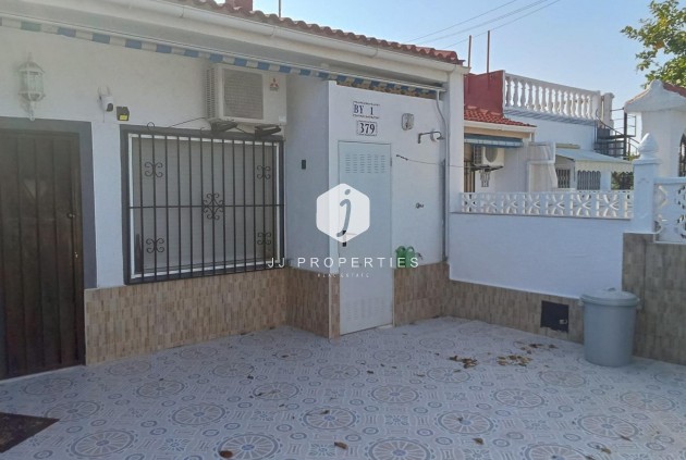 D'occasion - Bungalow -
Torrevieja - Torretas