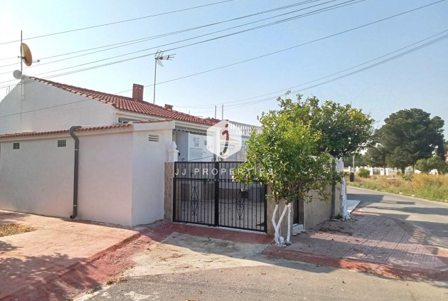 D'occasion - Bungalow -
Torrevieja - Torretas