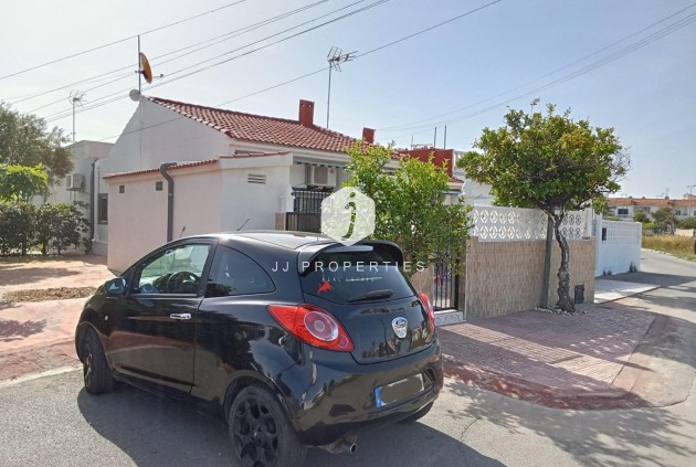 D'occasion - Bungalow -
Torrevieja - Torretas