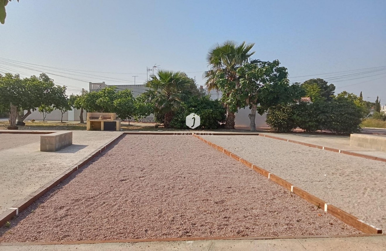 D'occasion - Bungalow -
Torrevieja - Torretas