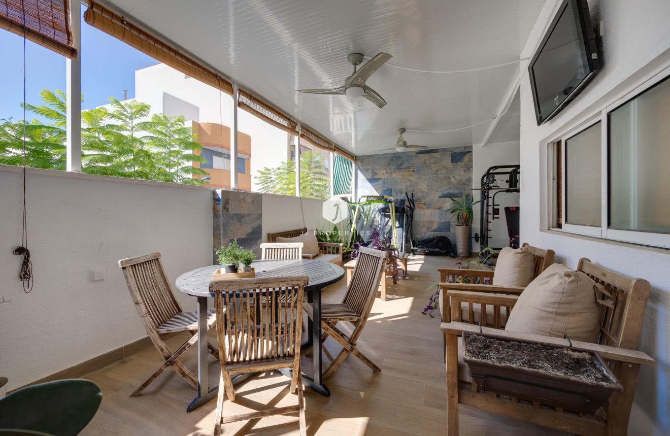 Tweedehands - Chalet -
Torrevieja - Centro