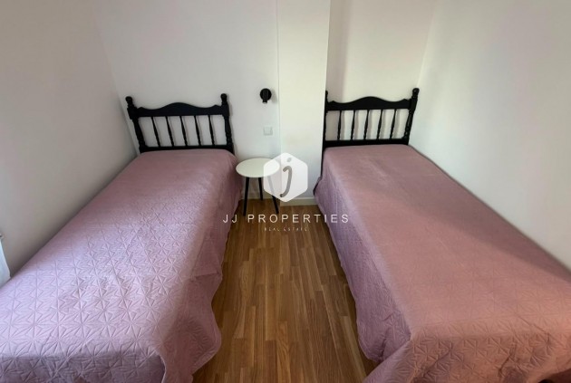 D'occasion - Appartement -
Torrevieja - Playa del Cura