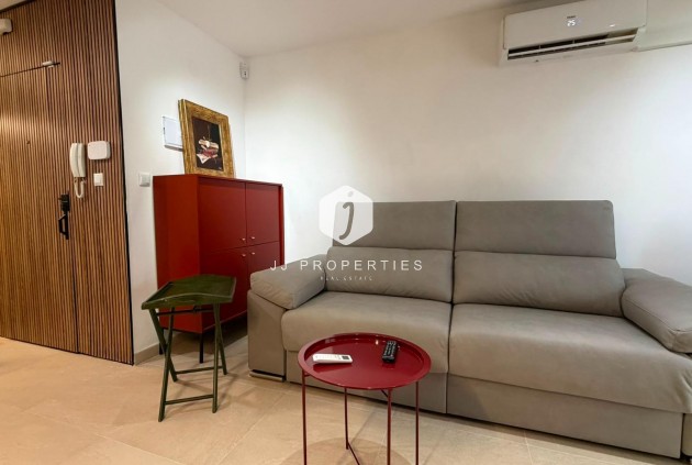 D'occasion - Appartement -
Torrevieja - Playa del Cura