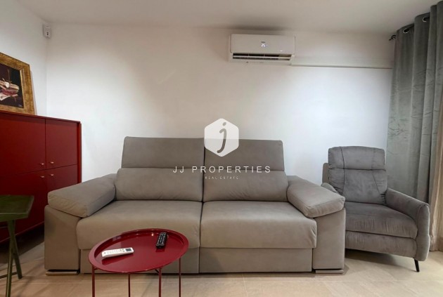 D'occasion - Appartement -
Torrevieja - Playa del Cura