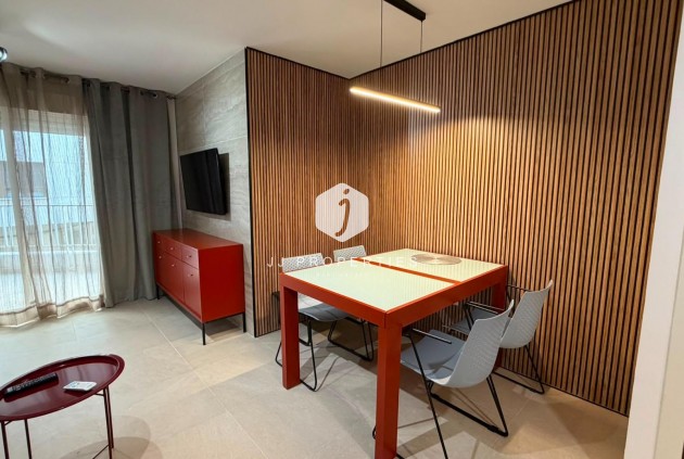 D'occasion - Appartement -
Torrevieja - Playa del Cura
