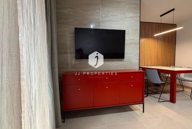 D'occasion - Appartement -
Torrevieja - Playa del Cura