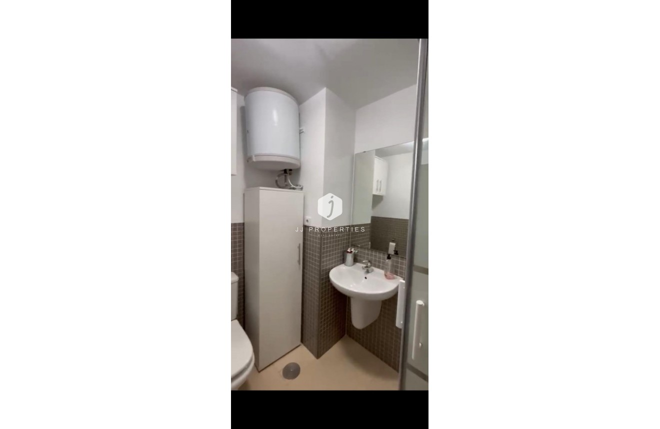 Z drugiej ręki - Daszek -
Torrevieja - Nueva Torrevieja