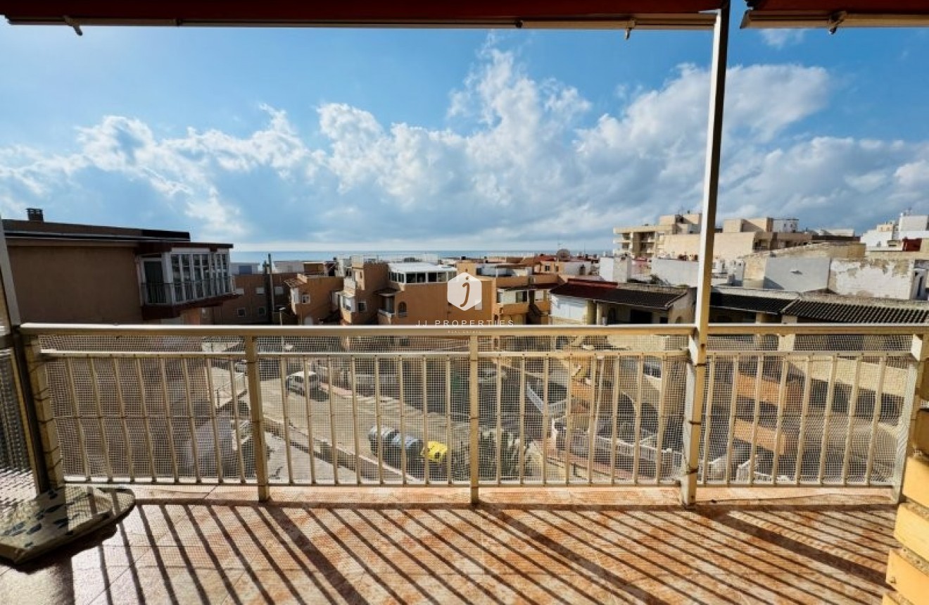 Resale - Apartment / flat -
La Mata - Costa Blanca
