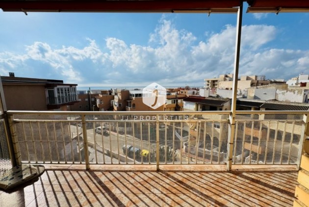 Resale - Apartment / flat -
La Mata - Costa Blanca