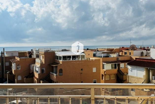 Resale - Apartment / flat -
La Mata - Costa Blanca