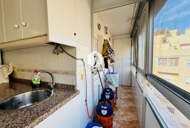 Resale - Apartment / flat -
La Mata - Costa Blanca