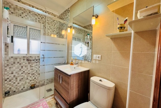 Resale - Apartment / flat -
La Mata - Costa Blanca