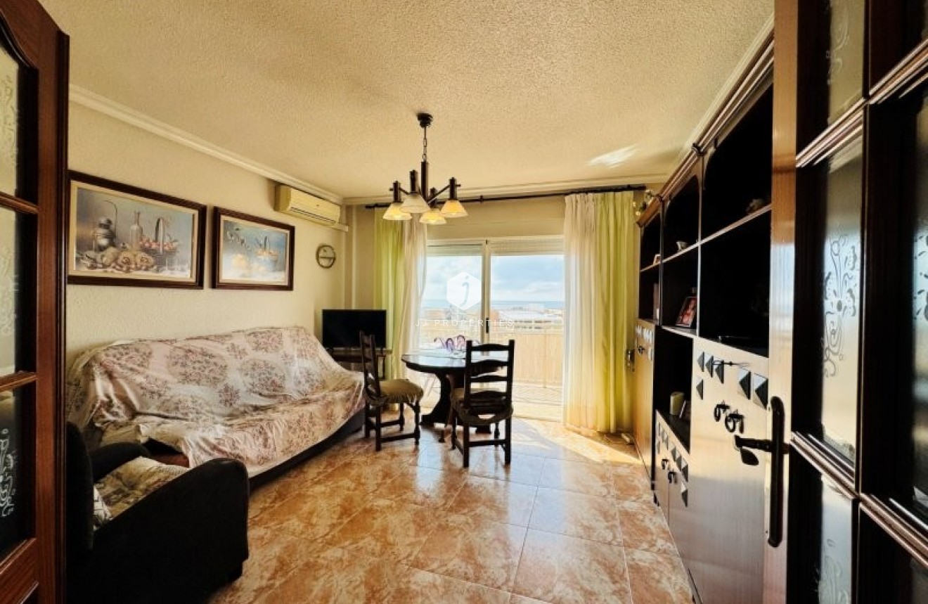 Resale - Apartment / flat -
La Mata - Costa Blanca