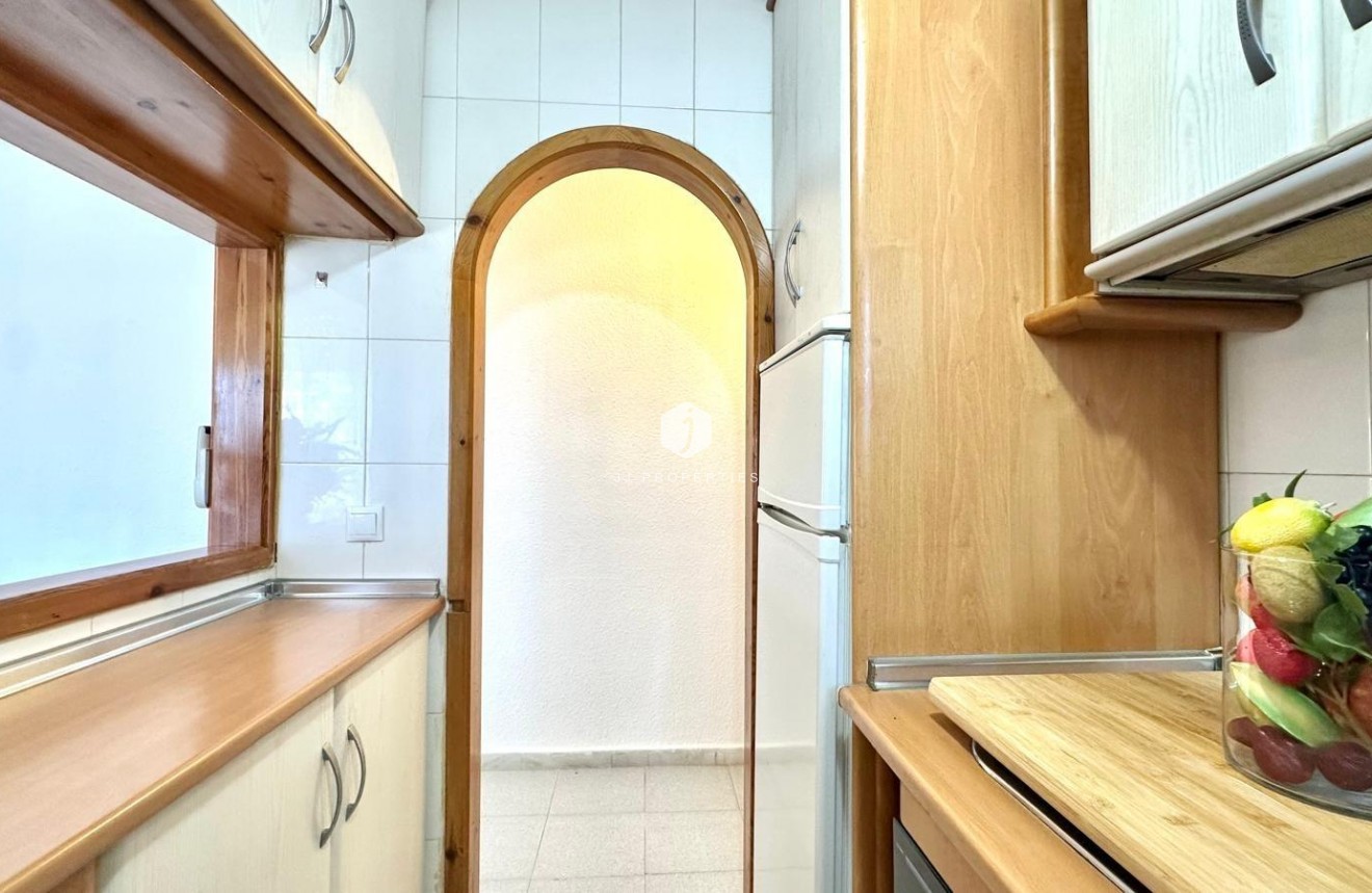 Z drugiej ręki - Mieszkanie w bloku -
Torrevieja - La Siesta - El Salado - Torreta